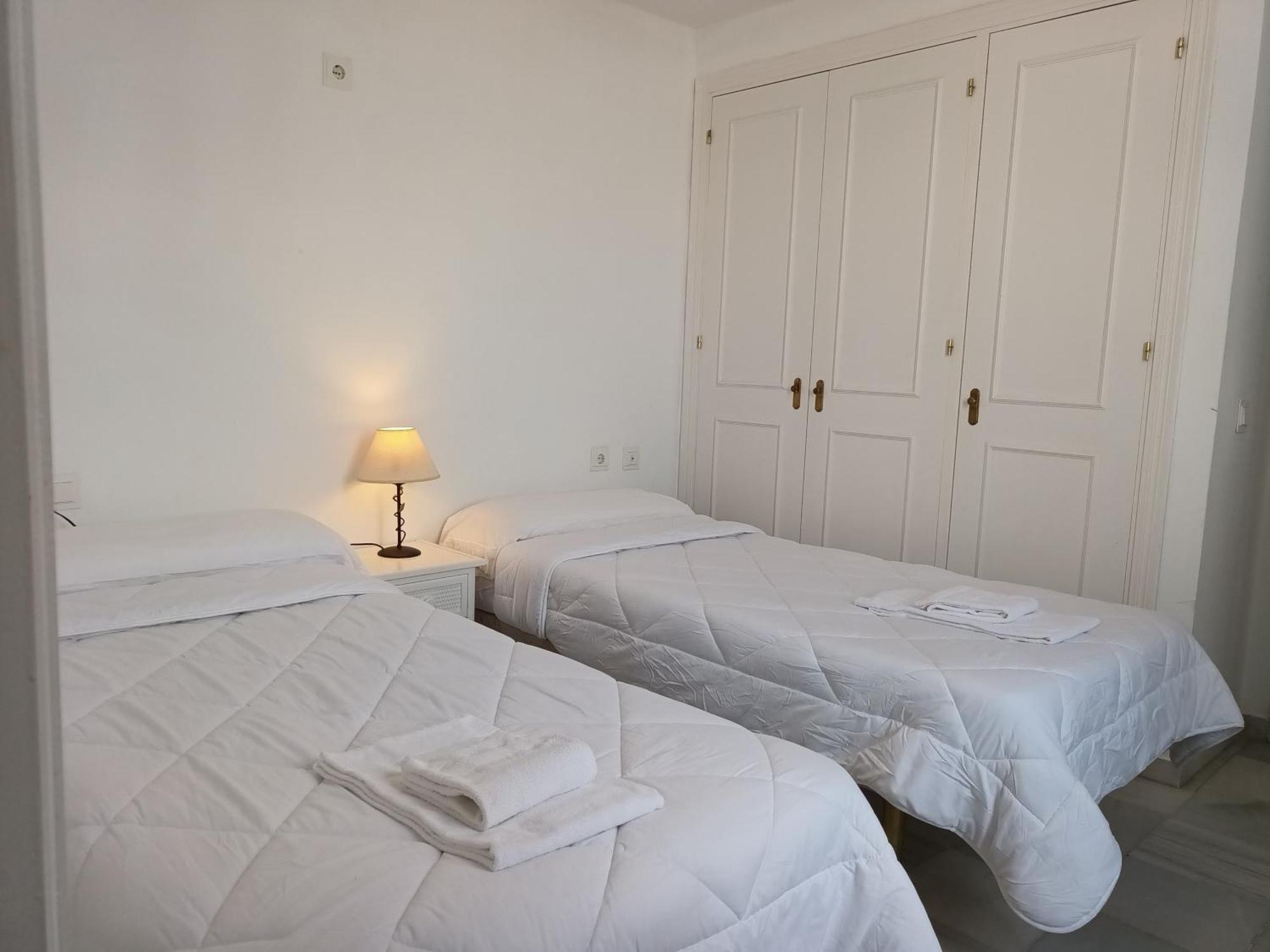 Apartamentos Larga 70 El Puerto de Santa Maria Ngoại thất bức ảnh